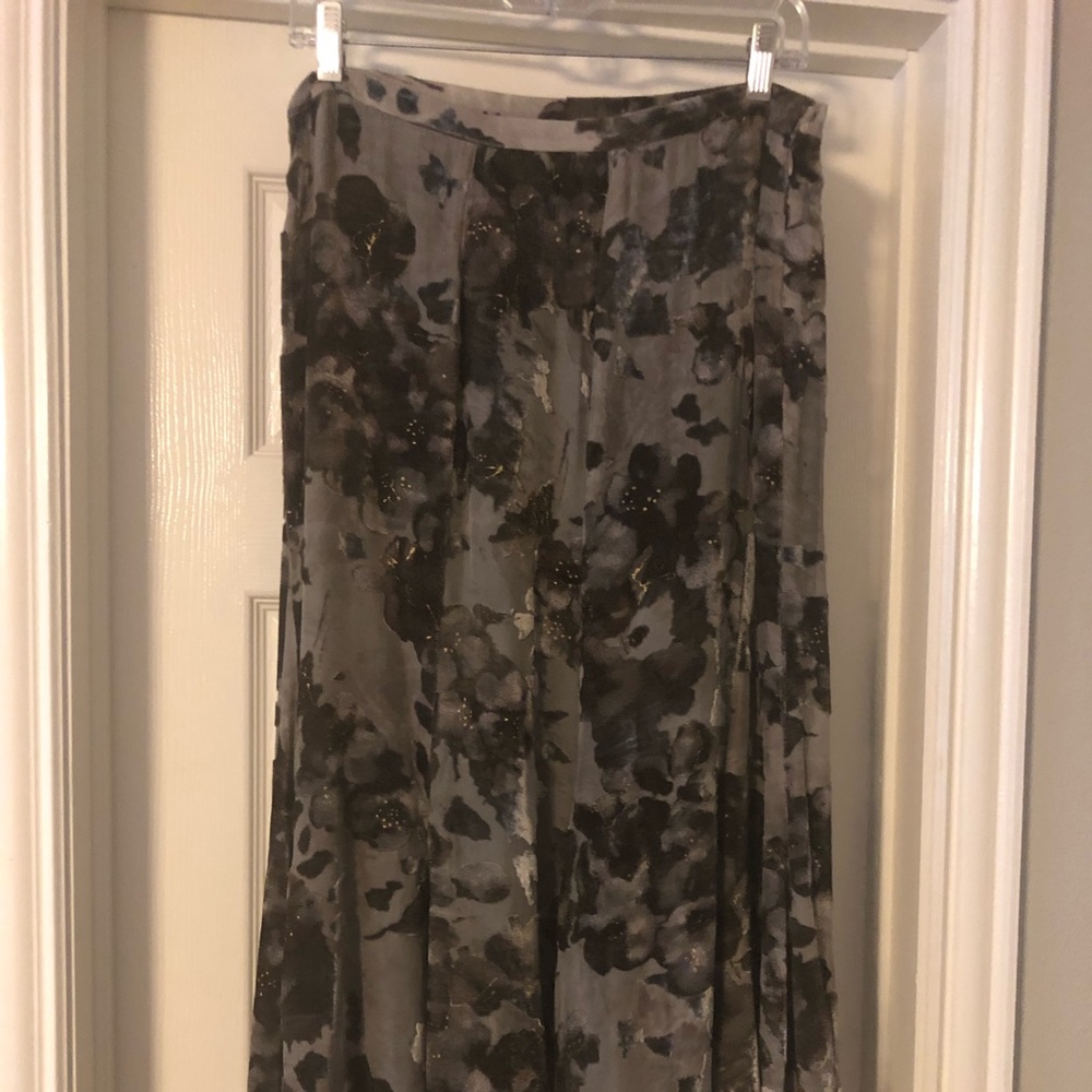 Anne Klein Size 10 skirt
